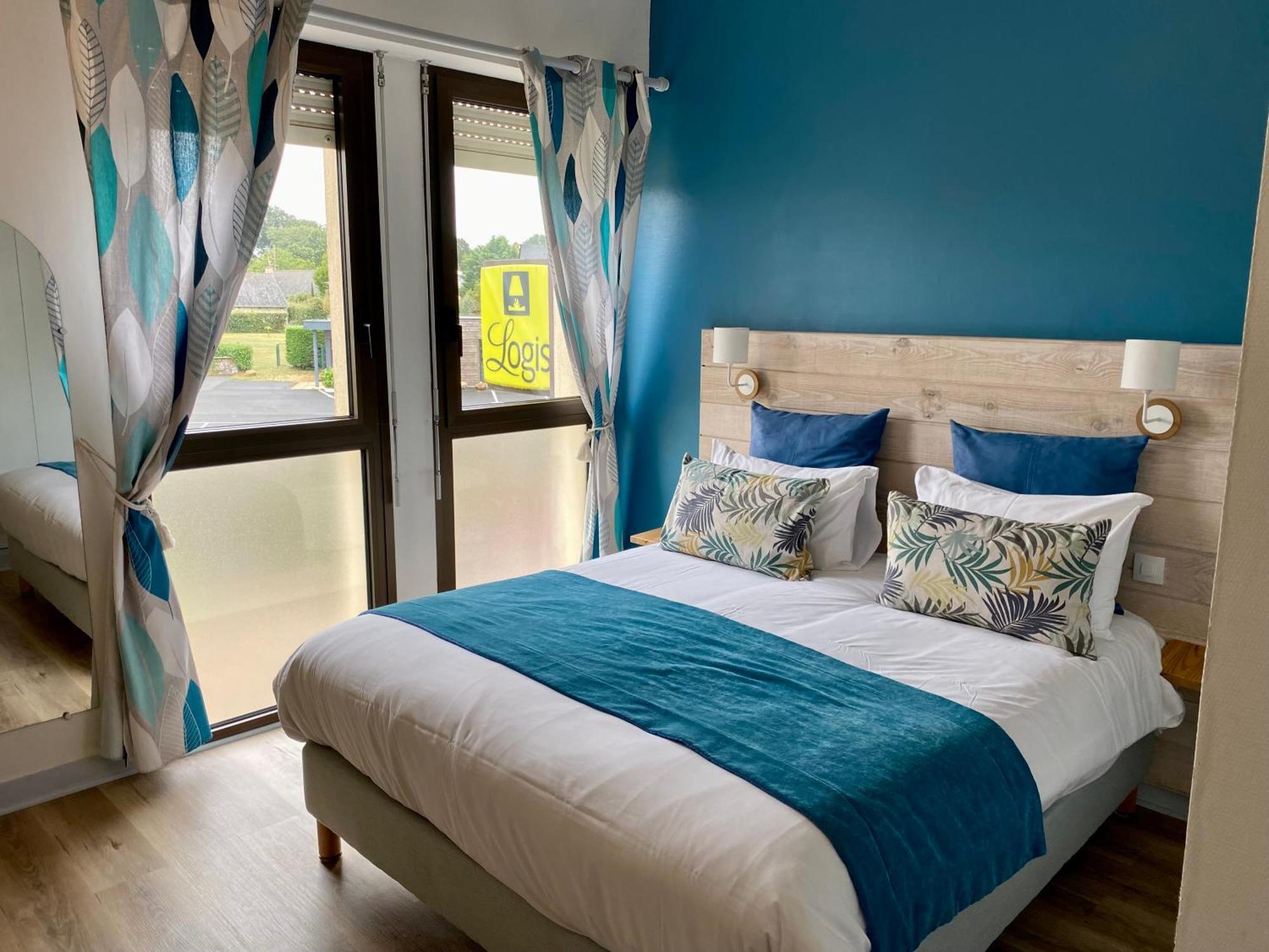 Logis Hotel Restaurant L'Oree Des Bois La Breille-les-Pins Zewnętrze zdjęcie